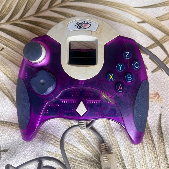 Clear Purple Mad Catz Controller Control Dream pad for Sega Dreamcast - Picture 1 of 4